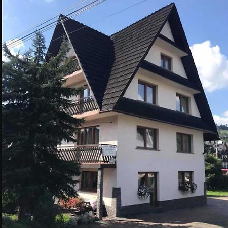 U Ani Poronin Exterior foto